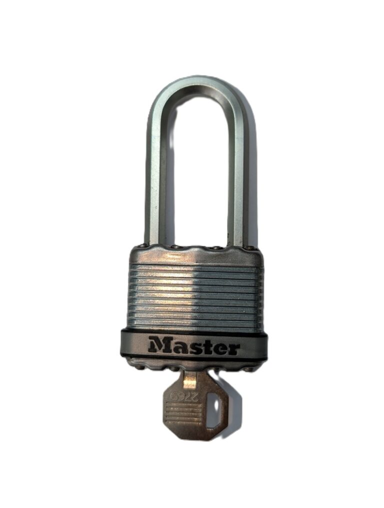 Cadenas de sécurité Masterlock pour conteneur maritime avec anse haute résistance 8mm et clé