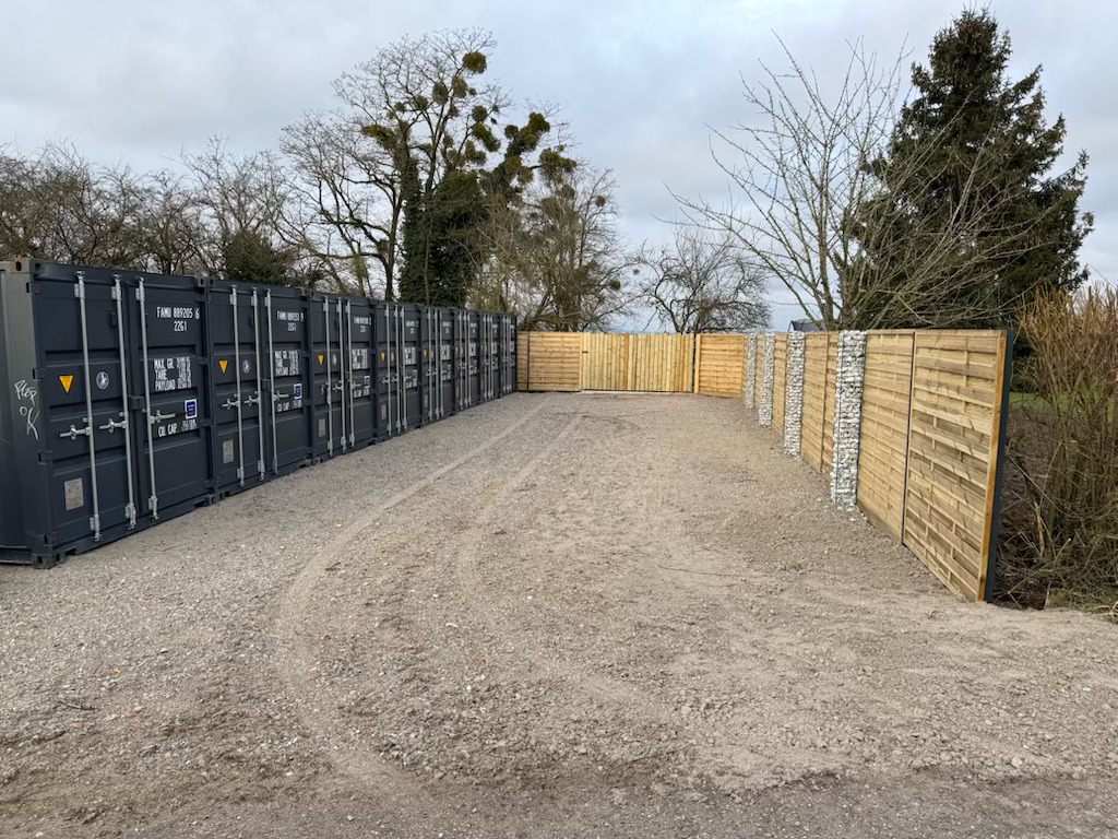 Parc de self-stockage containers gris anthracite Bérig-Vintrange Moselle